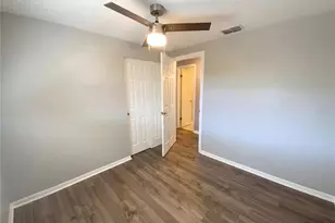 8632 94th St, Seminole, FL 33777 - Photo 19