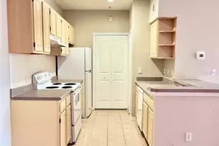 8911 Legacy Ct, Kissimmee, FL 34747 - Photo 7