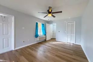 102 Mango Dr, Davenport, FL 33897 - Photo 7