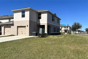 1820 Red Canyon Dr, Kissimmee, FL 34744 - Photo 3