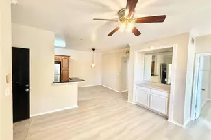 2528 Robert Trent Jones Dr, Orlando, FL 32835 - Photo 3