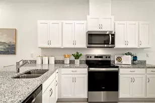 133 Rainwood St, Groveland, FL 34736 - Photo 13