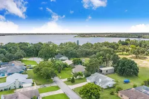 910 Liberty Ln, Auburndale, FL 33823 - Photo 11