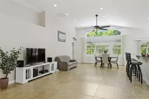 13405 Fawn Springs Dr, Tampa, FL 33626 - Photo 11