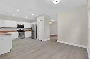 402 Big Sioux Ct, Kissimmee, FL 34759 - Photo 17