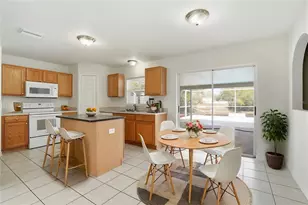 10114 Maronda Dr, Riverview, FL 33578 - Photo 3