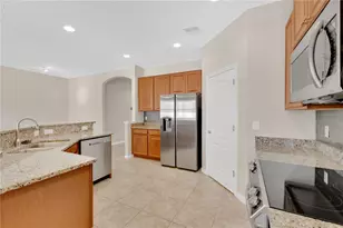 244 Whirlaway Dr, Davenport, FL 33837 - Photo 7