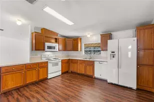 17237 SW 17th Cir, Ocala, FL 34473 - Photo 9