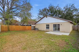 522 Beth Ann St, Valrico, FL 33594 - Photo 31