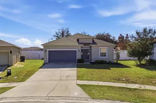 720 Overlook Grove Dr, Winter Haven, FL 33884 - Photo 1