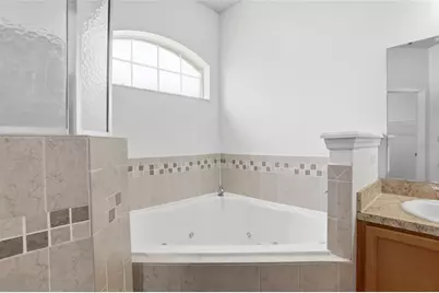 720 Overlook Grove Dr, Winter Haven, FL 33884 - Photo 17