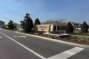 916 E August Sky Dr E, Deltona, FL 32738 - Photo 29