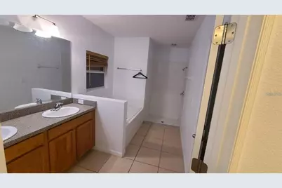 10752 Clover Walk Drive, Orlando, FL 32825 - Photo 3