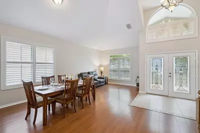 981 N Lake Claire Circle, Oviedo, FL 32765 - Photo 7