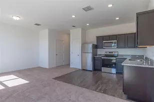 394 Madison Dr, Davenport, FL 33837 - Photo 7