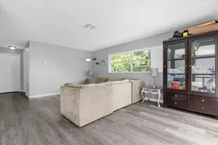 617 N Sinclair, Tavares, FL 32778 - Photo 9