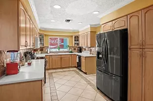 975 Fairview Ave, Mount Dora, FL 32757 - Photo 7