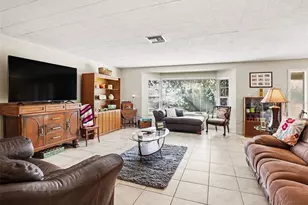 975 Fairview Ave, Mount Dora, FL 32757 - Photo 5