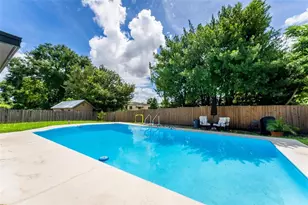 1412 Lakecrest Dr, Apopka, FL 32703 - Photo 17