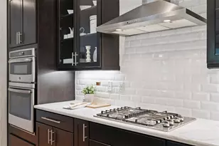 208 Avenham Dr, Deland, FL 32724 - Photo 9