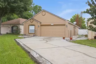 138 Placid Woods Ct, Sanford, FL 32773 - Photo 3