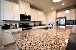 2702 Pleasant Cypress Cir, Kissimmee, FL 34741 - Photo 7