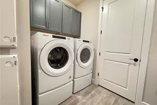 6449 Shimmering Shrs Ln, Saint Cloud, FL 34771 - Photo 9