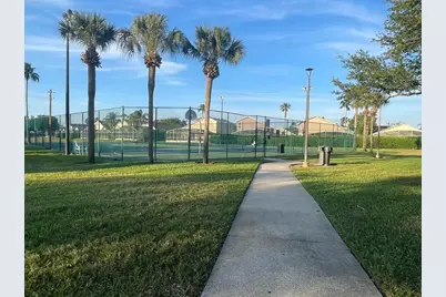 501 Castlemain Circle, Davenport, FL 33897 - Photo 3