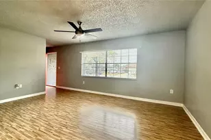 2744 Middle St, Orlando, FL 32807 - Photo 11