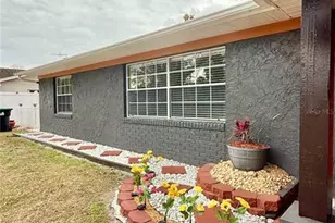 2744 Middle St, Orlando, FL 32807 - Photo 5