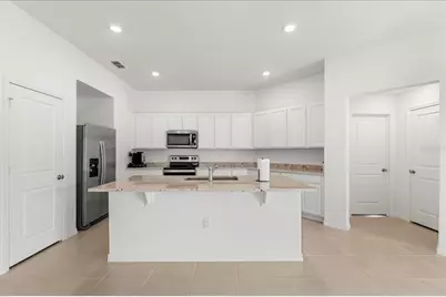 1429 Mattie Pointe Lane, Auburndale, FL 33823 - Photo 11