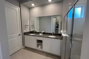 7770 Sandy Ridge Dr, Reunion, FL 34747 - Photo 9