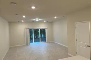 4686 Green Palm Ln, Kissimmee, FL 34746 - Photo 3