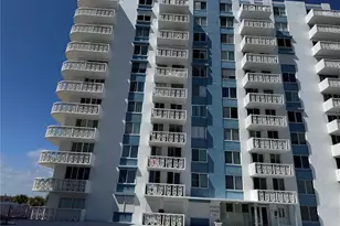 925 N Halifax Ave, Daytona Beach, FL 32118 - Photo 5