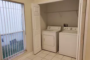 394 Hanging Moss Cir, Lake Mary, FL 32746 - Photo 13