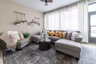 715 Calabria Way, Howey in the Hills, FL 34737 - Photo 15