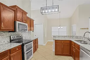 774 Princeton Dr, Clermont, FL 34711 - Photo 13