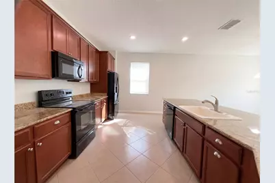 10017 Weathers Loop, Clermont, FL 34711 - Photo 3