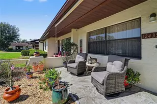 12435 Orangewood Cir, Tavares, FL 32778 - Photo 5