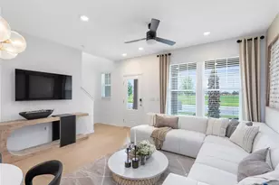 2275 Southbury Dr, Kissimmee, FL 34744 - Photo 9