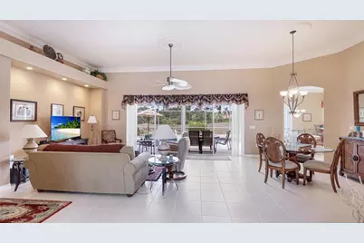 7126 Southgate Court, Sarasota, FL 34243 - Photo 13