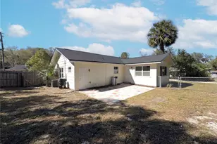 520 Sumner Ave, Orange City, FL 32763 - Photo 5