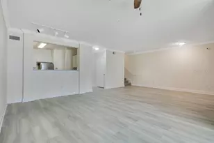 202 E South St, Orlando, FL 32801 - Photo 15