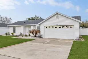 1054 Seminole Creek Dr, Oviedo, FL 32765 - Photo 3