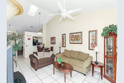 62 Lakepointe Circle, Kissimmee, FL 34743 - Photo 7