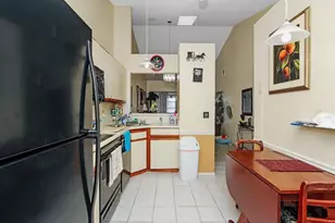 62 Lakepointe Cir, Kissimmee, FL 34743 - Photo 11