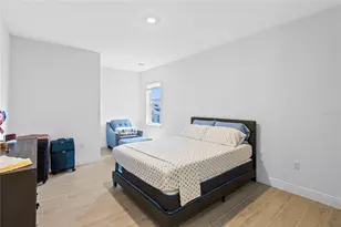 9765 Neruda St, Orlando, FL 32827 - Photo 29