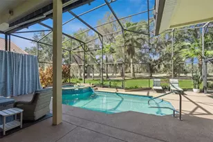 2743 Kissimmee Bay Cir, Kissimmee, FL 34744 - Photo 9