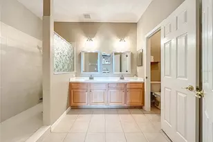 9417 Myrtle Creek Ln, Orlando, FL 32832 - Photo 33