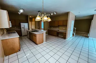 4641 Riverton Dr, Orlando, FL 32817 - Photo 7